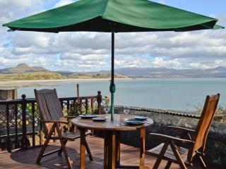 Castle Street - Criccieth - 0