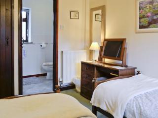 Oakleigh Cottage - Llangelynin - 1