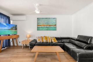Lindomare Unit 17, 11 Orvieto Tce, Kings Beach - Caloundra - 5