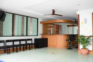 Emerald Hotel Chonburi - 8