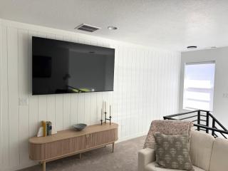 Hygge Ridge - Valley East Village - 4