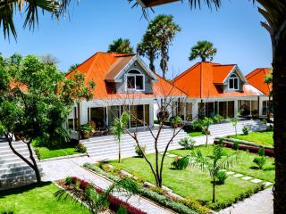 Sea Eagle Oceanfront - - 8