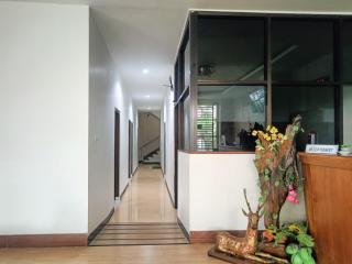 Hotel Prisma Mitra RedDoorz - Sidoarjo - 1