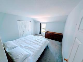 Alert Bay, Spacious Executive Suite with Panoramic Ocean Views - Alert Bay - 1