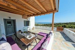 The old barn, Naousa Paros - 0