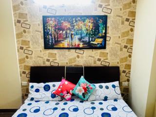 Cozy Modern Stay in the Heart of Ghaziabad - 5
