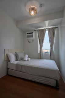 I-LAND Residences Sucat near NAIA w Wifi free parking - 2