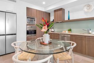 Belle Escapes 328-329 Luxury Beachfront Resort Palm Cove - Palm Cove - 2