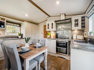 Rock On Tommy - Uk48107 - Sewerby - 3
