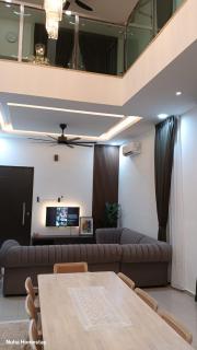 Nuha Homestay La Casa Lunas - Lunas - 9