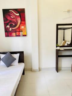 White Resort - 1 Min walk to the Beaches - Tangalle - 4