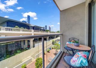 Riverside Executive Apartment - 8
