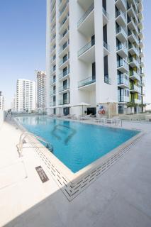 Soft Toned 1BR Retreat with Pool, Gym and Parking! - 3