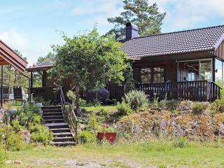 3 person holiday home in MELLERUD-By Traum - 9