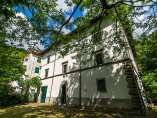 Spacious Villa Retreat - San Marcello Pistoiese - 9