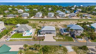 The Extra Mile-2BR-Across from beach - 5