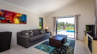 'Mandalay Villa 2' - Paxton - 4