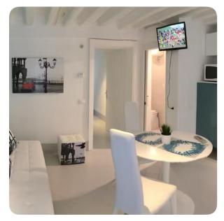 Venetian Place - 6