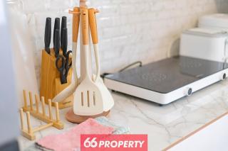 Minimalist Modern Home, Smart TV, Kitchen - 2