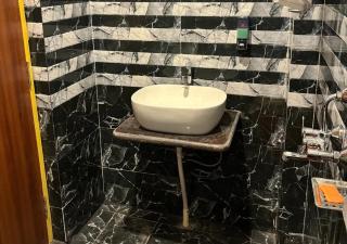 Hotel Kalash Inn - 2