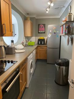 Eclectic Beach Basement - Brighton & Hove - 7