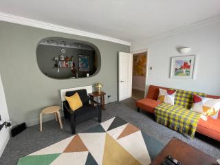 Eclectic Beach Basement - Brighton & Hove - 5