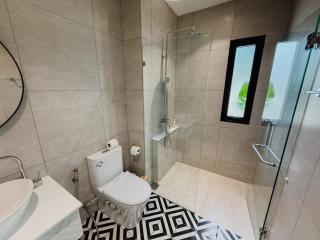 FAMILY HOMES HALO, brand new 2-bedroom Apartment with Pool Access - 2