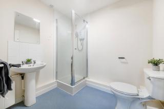 Budget-Friendly Ensuites in Nottingham - Nottingham - 1