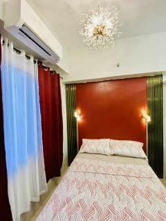 Near Airport Casa Isabel Primeworld - Agus - 2