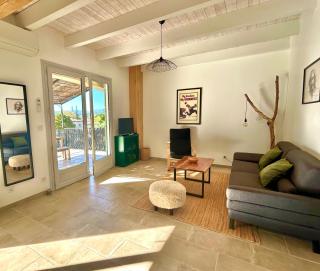 Charming house with swimming pool Southern Ardèche - Rochecolombe - 2
