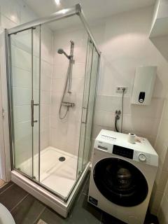 Geräumiges 1-Zimmer Appartement nähe Hamburg für bis zu 3 Personen - - 4