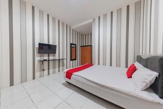 RedDoorz at HSP Guest House Samarinda - Samarinda - 2