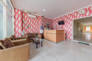 RedDoorz at HSP Guest House Samarinda - Samarinda - 1