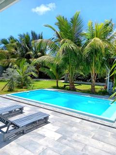 Relaxed Coastal Living - Roches Noires - 1