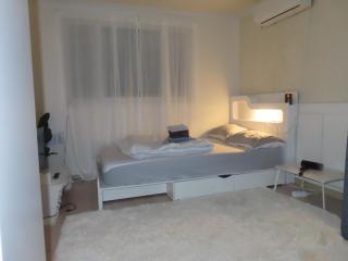1BR City Hideaway Steps from Subway, COEX, Cafes, Nightlife - 3