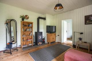 Vallaku Guesthouse - 8