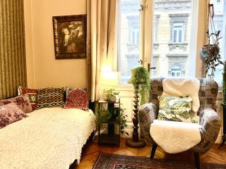Hero sqare family flat - 9