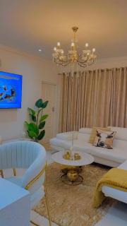 Beautiful Luxury Apartment - 5