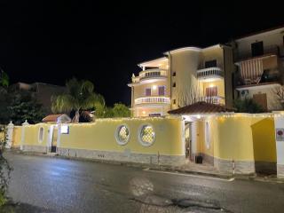 Nicole House - Reggio de Calabre - 9