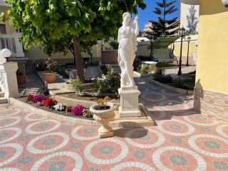 Nicole House - Reggio de Calabre - 7