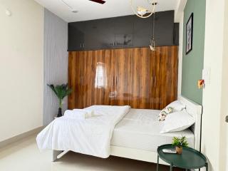 Lit3 Bhk Apartment Private Ac WiFi SmartTv - 4