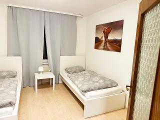 Spacious 2-Room Apartment in Gummersbach - Gummersbach - 8