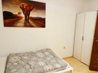 Spacious 2-Room Apartment in Gummersbach - Gummersbach - 5