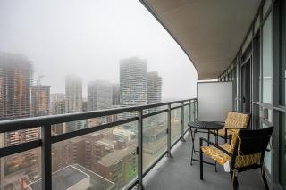 Modern 1 Bedroom Dunfield Ave Apartment - 9