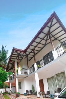 Lotus Villa - Katunayake - 0