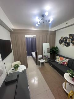 Simple & Chic Modern aesthetic Retreat - Manila - 0