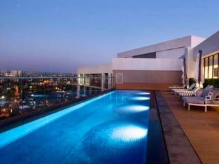 Modern Studio in Menlyn Maine - Pretoria - 3