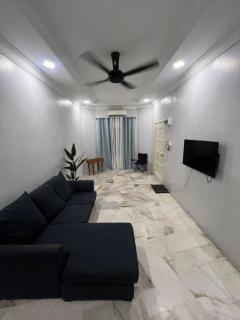 Rawang Bandar Tasik Puteri Homestay - Rawang - 0
