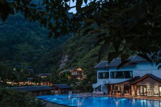 Ethnic Hundred-years Elysian Culture&Art Scholar Resorts - 7