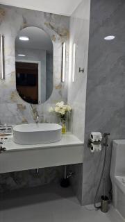 Patong Tower 2 Bedroom Sea View - Patong Beach - 8